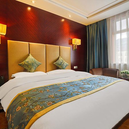 New Jiuzhai Hotel Jiuzhaigou Exteriör bild