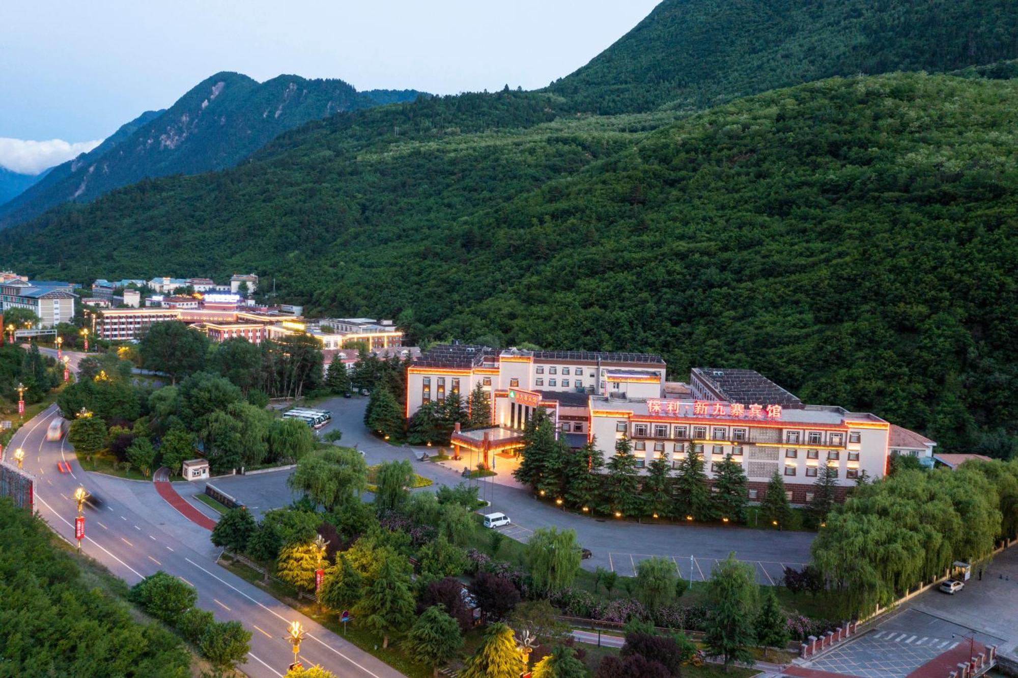 New Jiuzhai Hotel Jiuzhaigou Exteriör bild